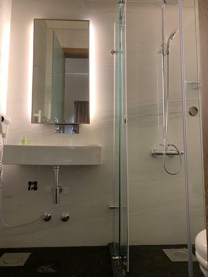 El Boutique Hotel Tyre Ngoại thất bức ảnh