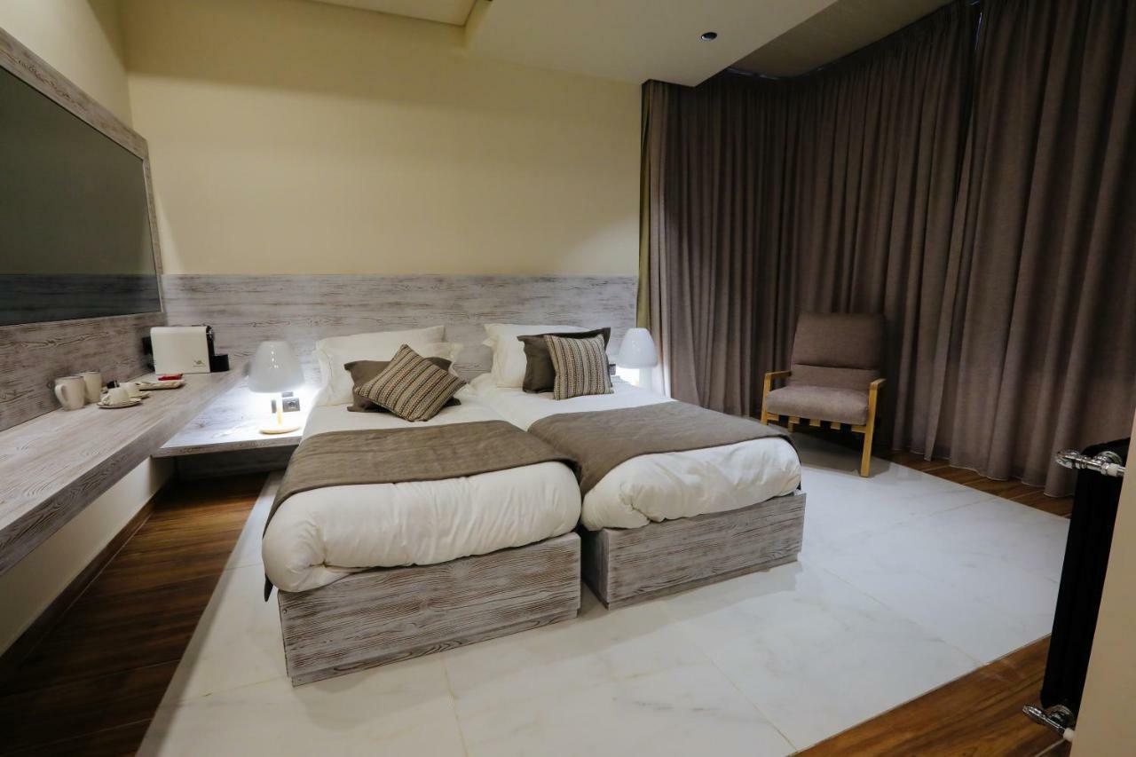El Boutique Hotel Tyre Ngoại thất bức ảnh